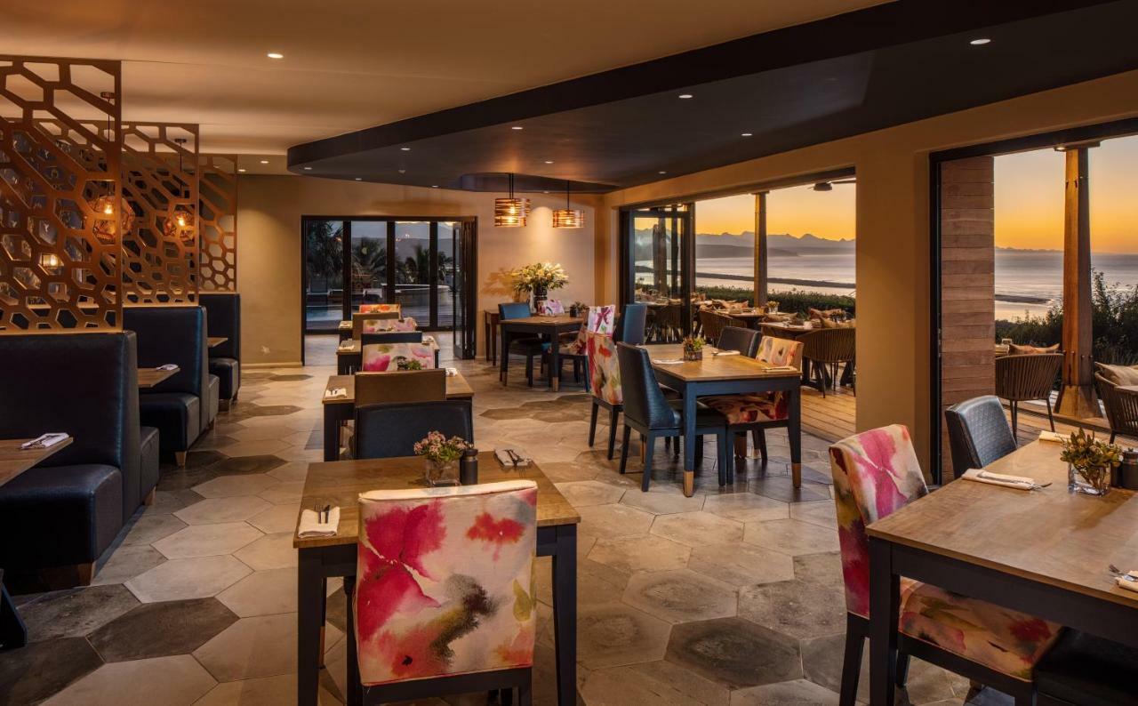 Sky Villa Boutique Hotel By Raw Africa Collection Plettenberg Bay Dış mekan fotoğraf The Beach Club